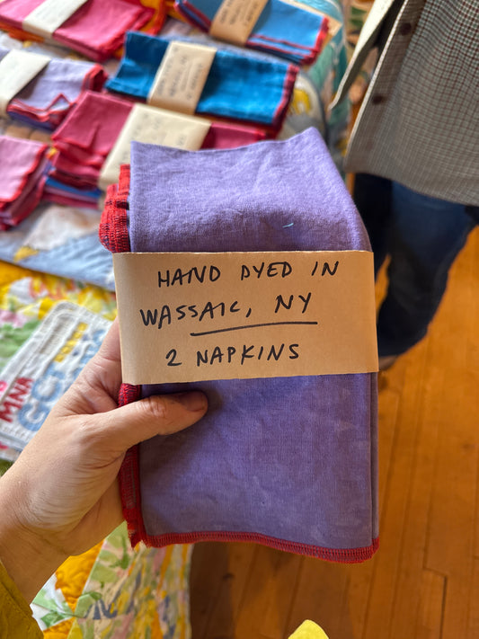 2 napkins